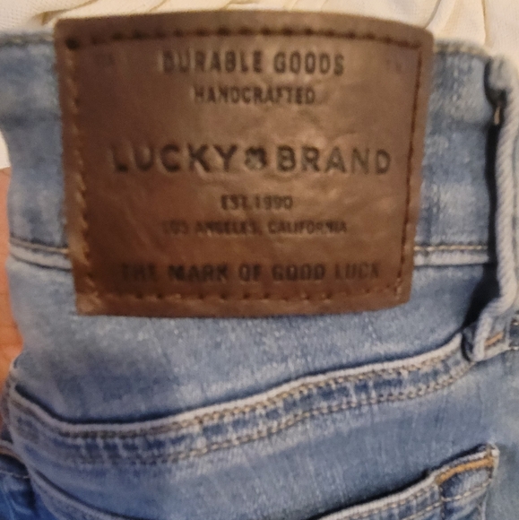 Lucky Brand woman's ankle skinny size 26 jeans - Picture 3 of 10